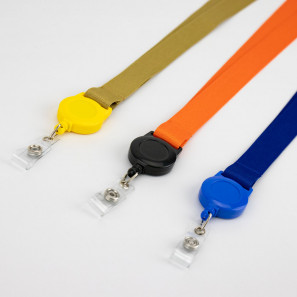 Lanyard-uri simple cu sistem retractabil yoyo