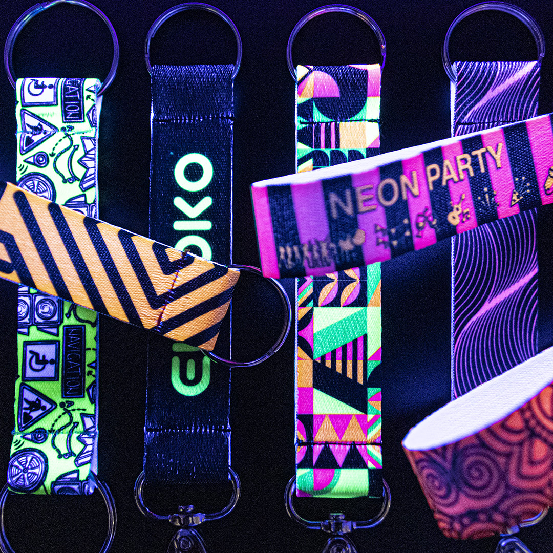 BRELOCURI TEXTILE FLUORESCENTE