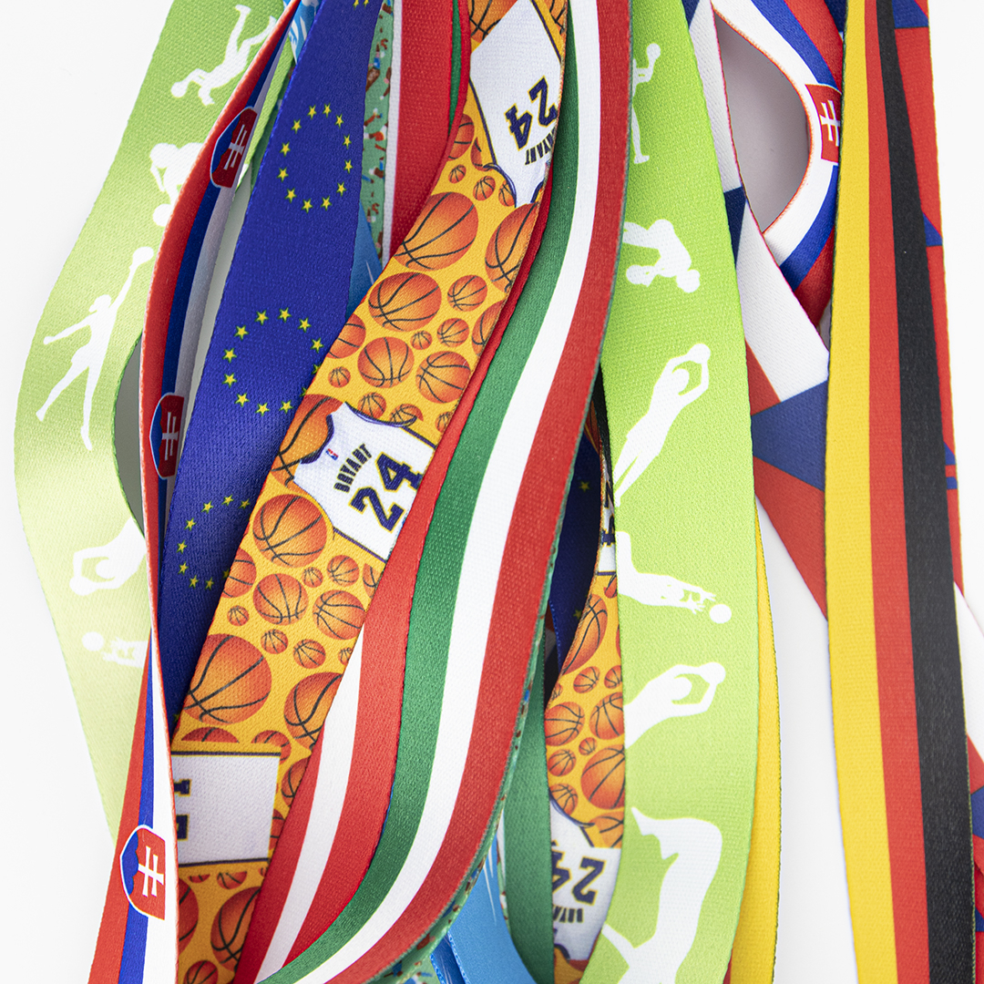 Panglici cu model prefabricat pentru medalii 